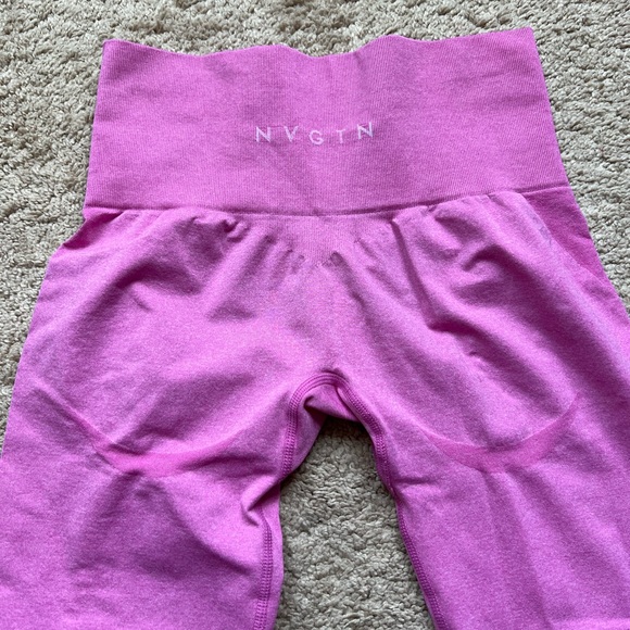 NVGTN bubble gum contour seamless leggings - Picture 2 of 4